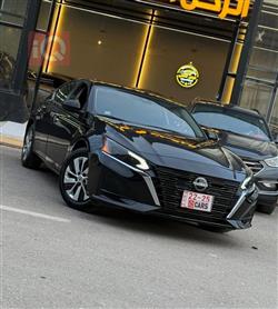 نيسان ألتيما